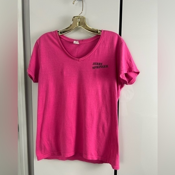 VINTAGE Jerry Springer Talkshow Pink V Neck SECURITY Short sleeve T-shirt Size M - Picture 14 of 17